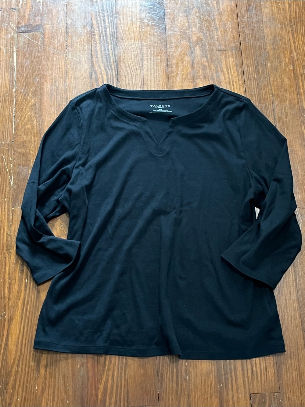 Talbots Black 3/4 Sleeve Scoop-Neck Tee w/ Cut Out V Design
